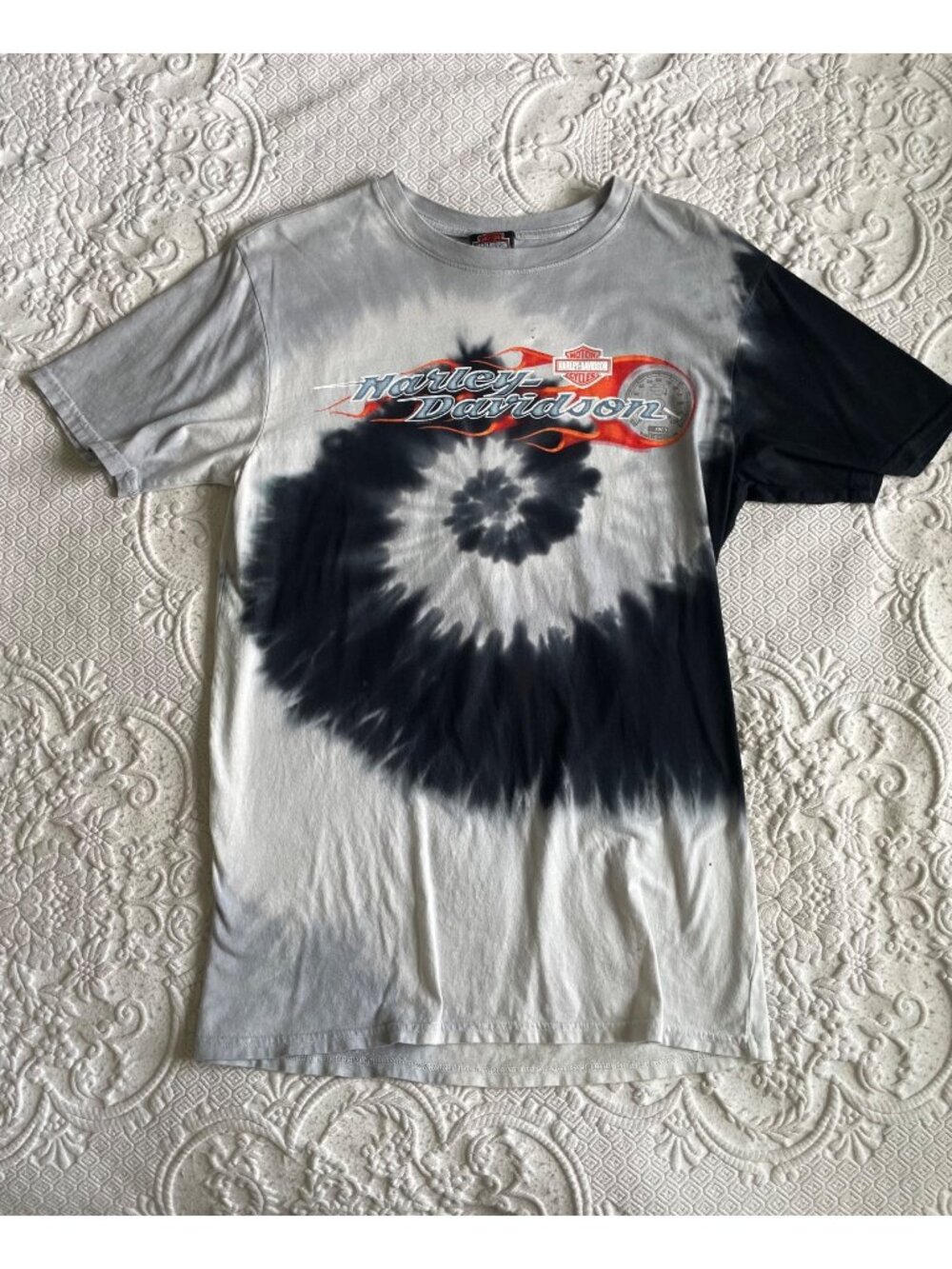 Harley-Davidson Black + Grey Spiral Tie-Dye Flame Logo Graphic T-Shirt Size Med